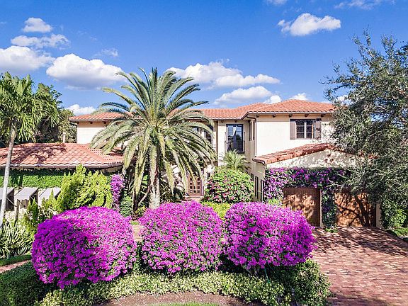 5th image of 114 Talavera Place