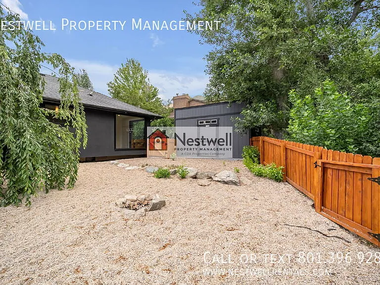 659 W Halifax Ct — Photo 37