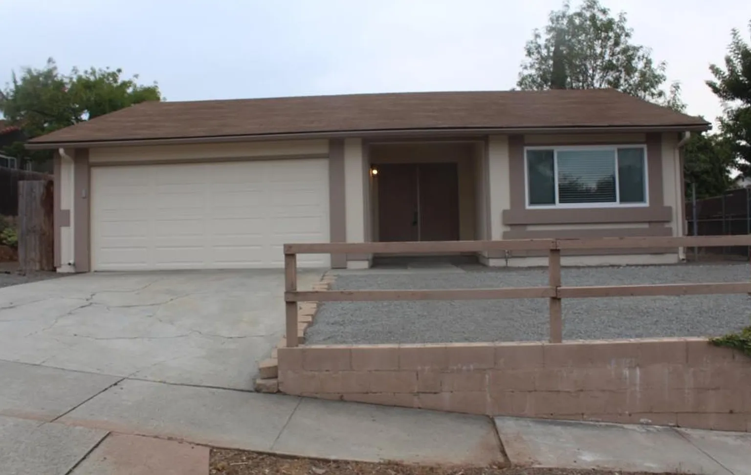 3Bed/2Bath One story Home in Vista - Rebecca Ave. — Photo 1