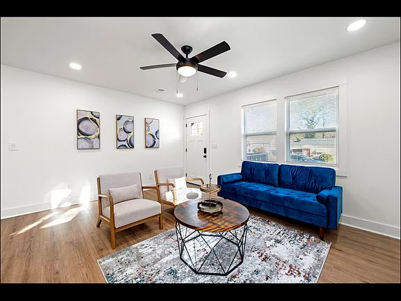 5th image of 2484 Calvin Ave