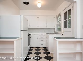 2211 NE Pacific St APT 9, Portland, OR 97232