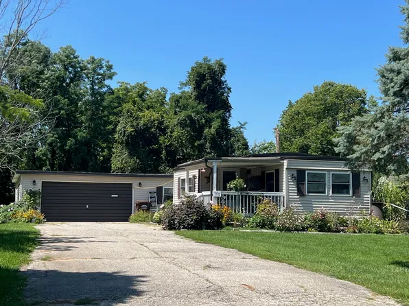 110 S Sill St, Rockville, IN 47872