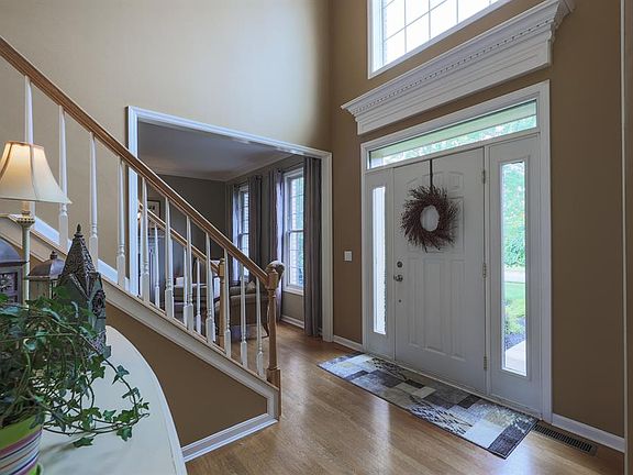 3rd image of 5217 Stableton Dr