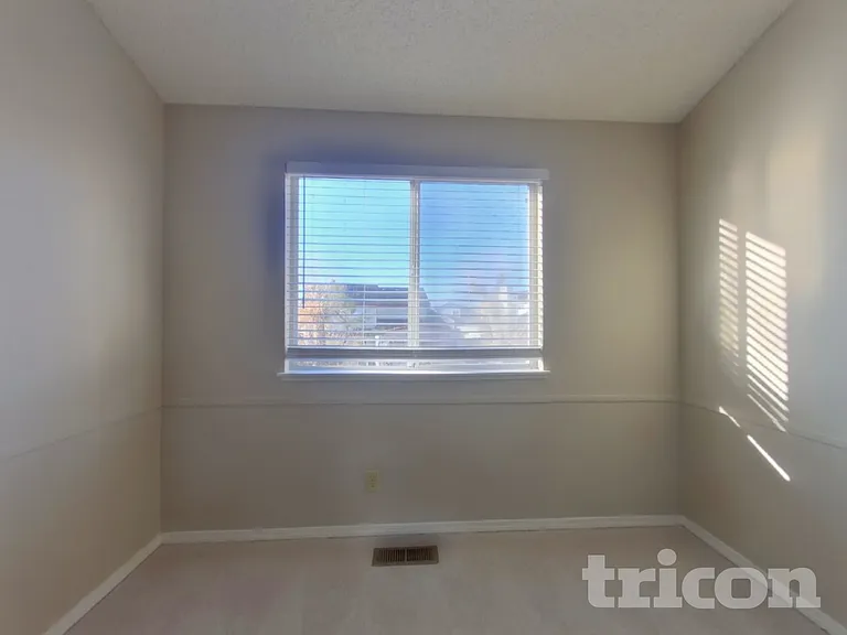 35 Rusnak Ct — Photo 11
