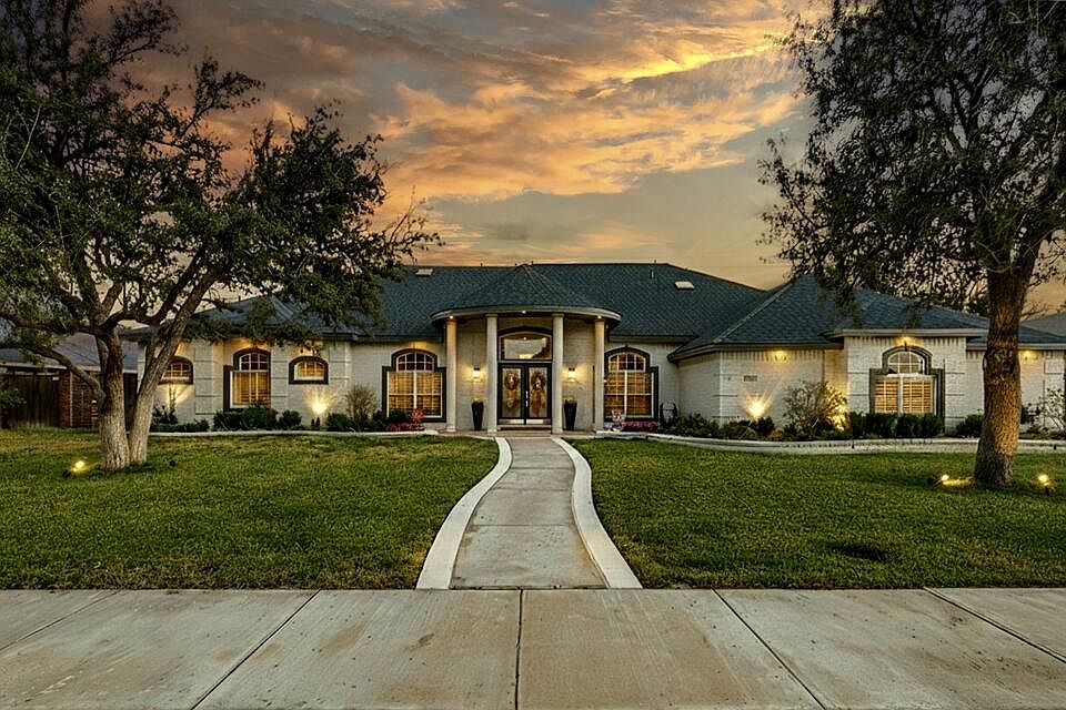 1st image of 4609 Breezeway Ct