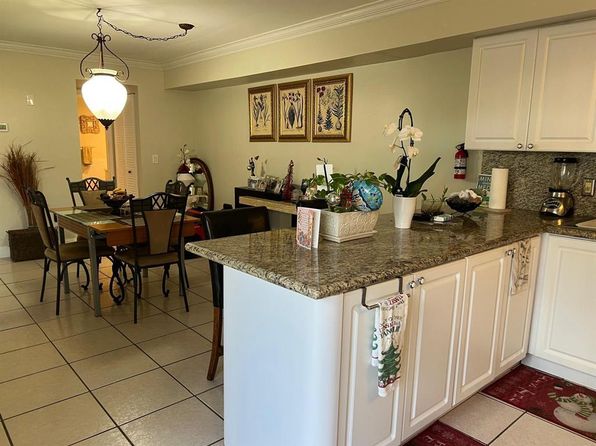 6322 Seven Springs Blvd APT B