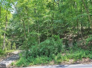 Sand Hill Rd, Hershey, PA 17033