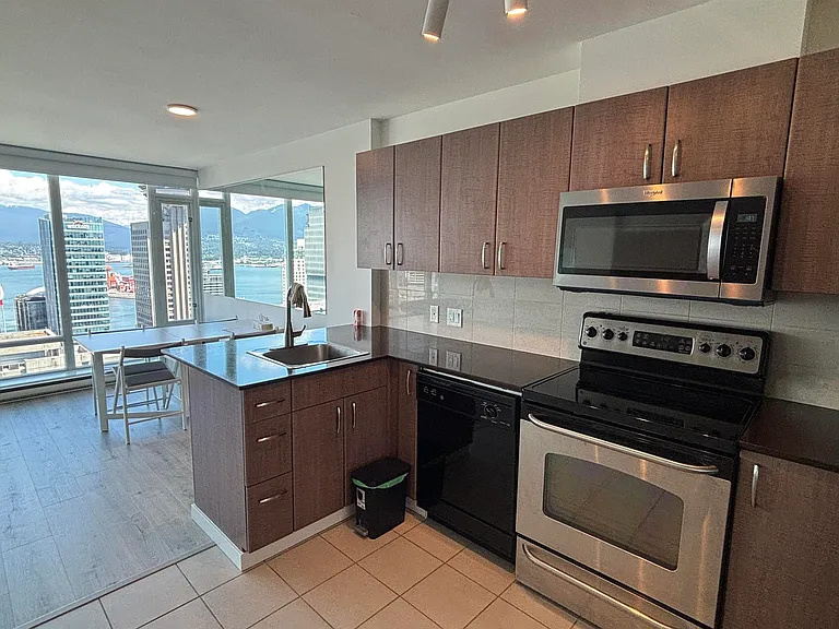 610 Granville St #2908 — Photo 3