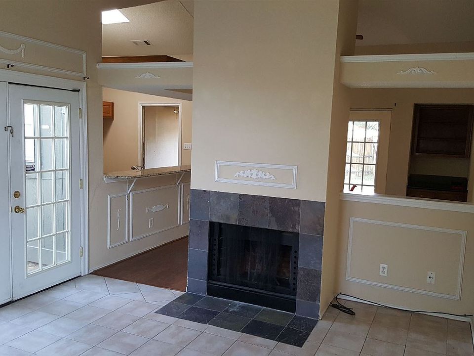 Bravura - Living Room
