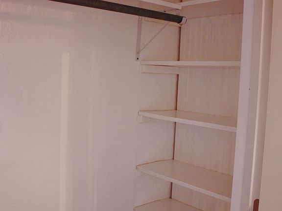 Walk-in closet