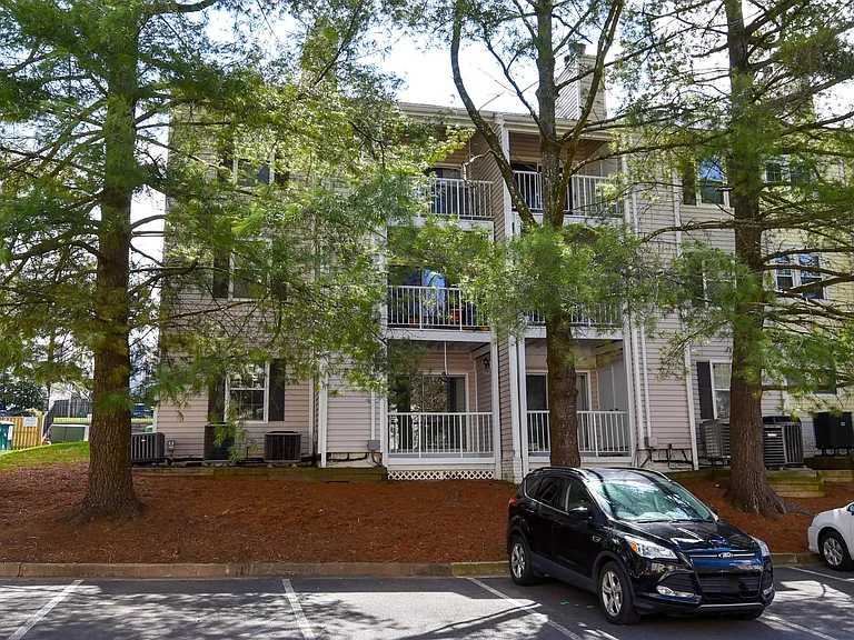 25 Pickering Ct #2 — Photo 29