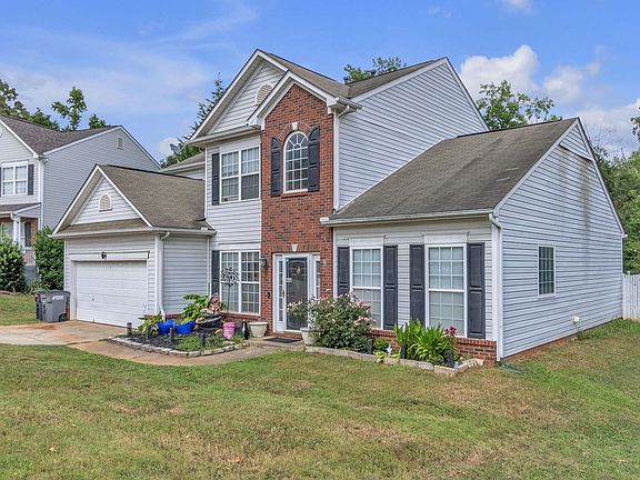 2nd image of 128 Wild Dogwood Way