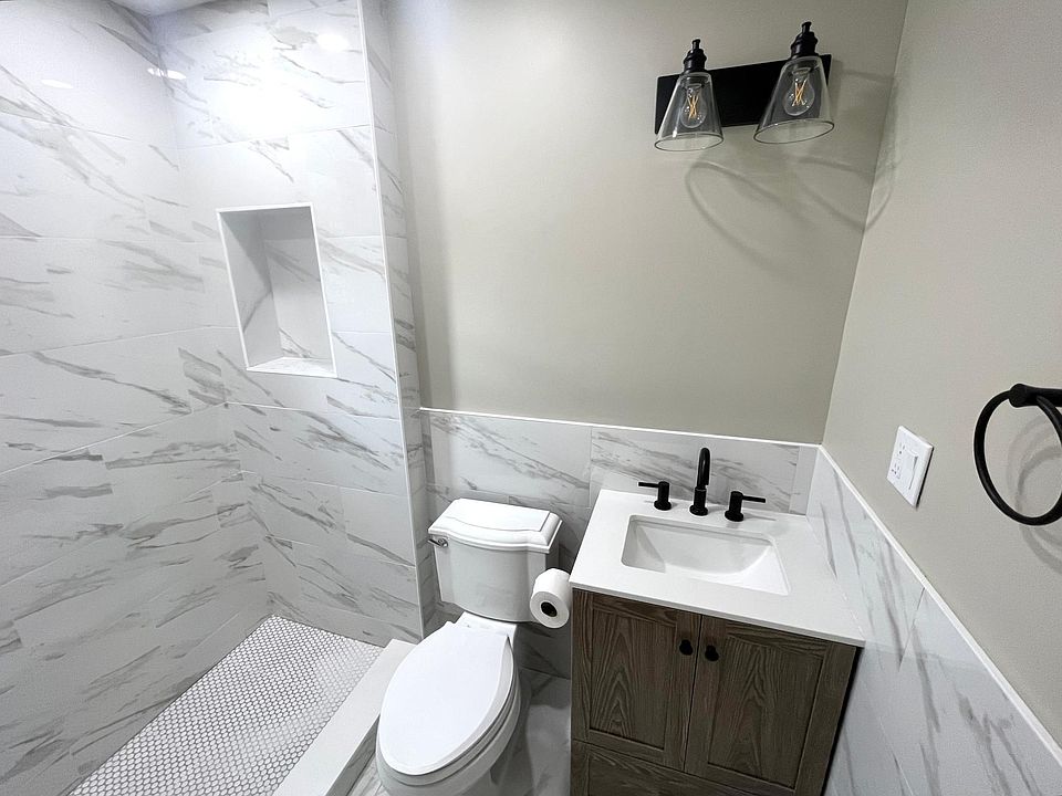 1st image of 139 Manville Rd Floor 1