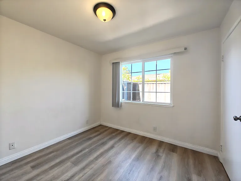 2086 Fairway Glen Dr — Photo 10