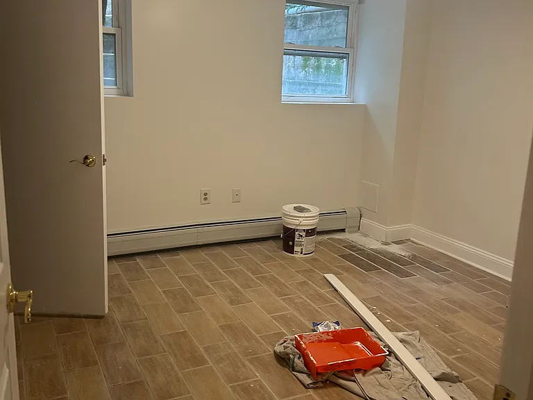 377 Bloomfield St #1 — Photo 4