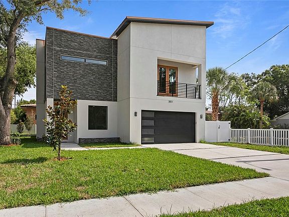 5th image of 3821 W De Leon St