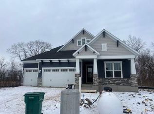 10025 Jack Pine Ln, Rogers, MN 55374