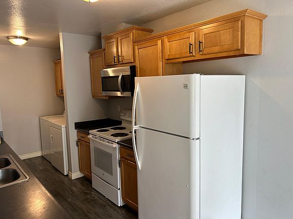 3rd image of 7965 Camino Huerta