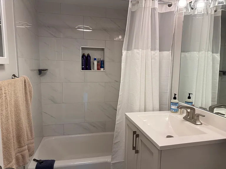 329 Harvard St #24 — Photo 9