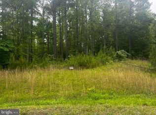6073 Preakness Stakes Ln, Powhatan, VA 23139