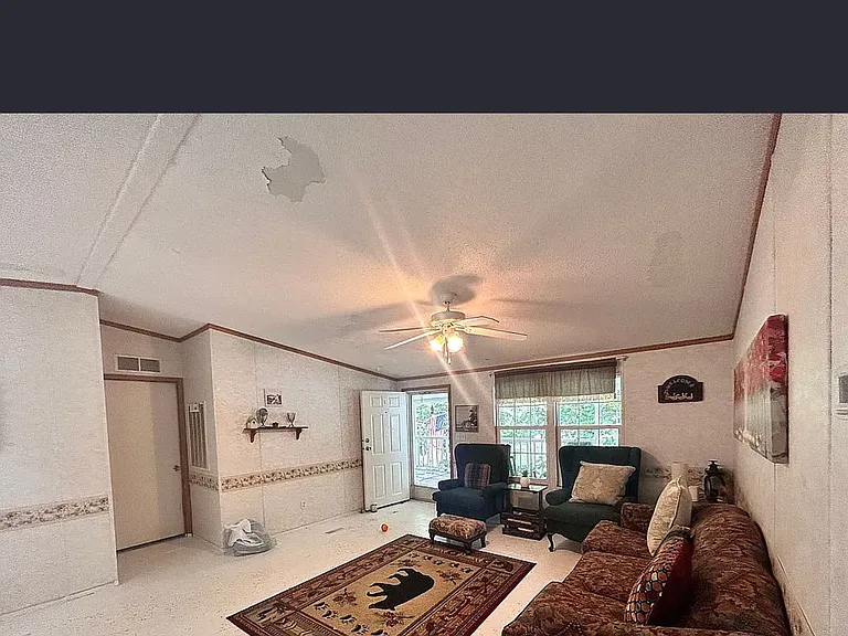 4011 Forest Trail Dr — Photo 7