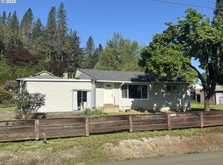 540 SE Ramp St, Roseburg, OR