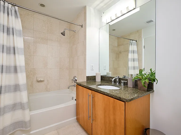 437 New York Ave NW #306 — Photo 11