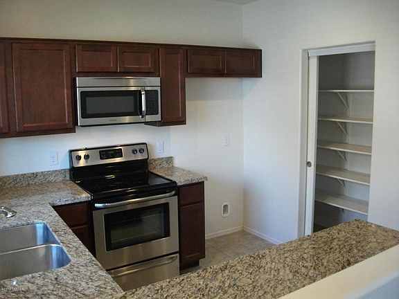 2nd image of 4158 N Thurston Ln Unit 100