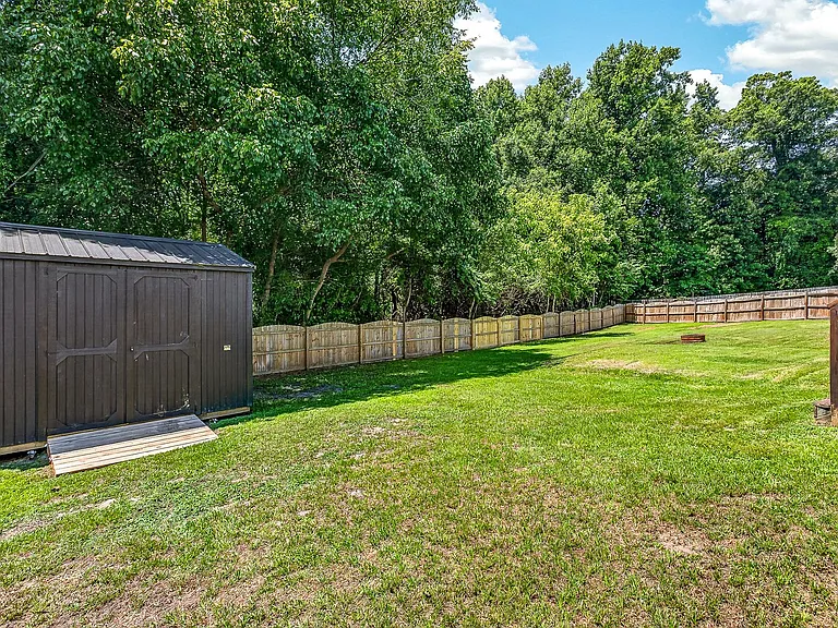 107 Cartwright Ct — Photo 23