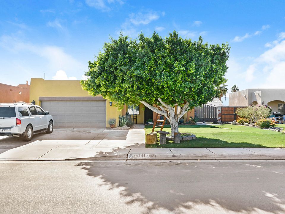 1st image of 84643 Las Lunas Ave