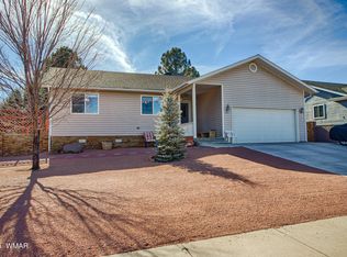 881 E Blue Jay Ln, Show Low, AZ 85901