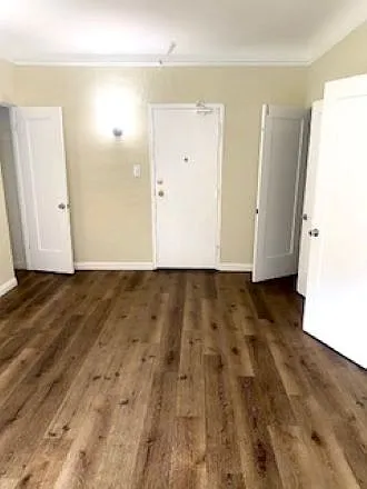 Studio, 450 sqft, $1,850 — Photo 2