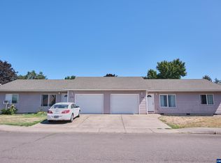 1078 SE 2nd Ave, Mill City, OR 97360