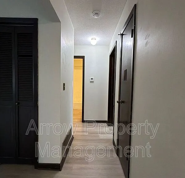 1027 A St #1 — Photo 6