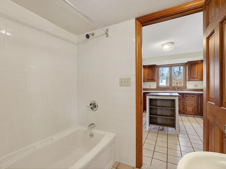 329 Howd Rd #1 — Photo 16
