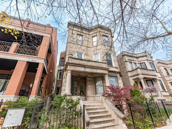 834 W Waveland Ave #2, Chicago, IL 60613