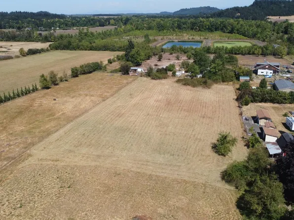 Crandall Ave, Monroe, OR 97456