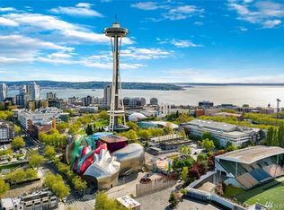 526 Valley St, Seattle, WA 98109