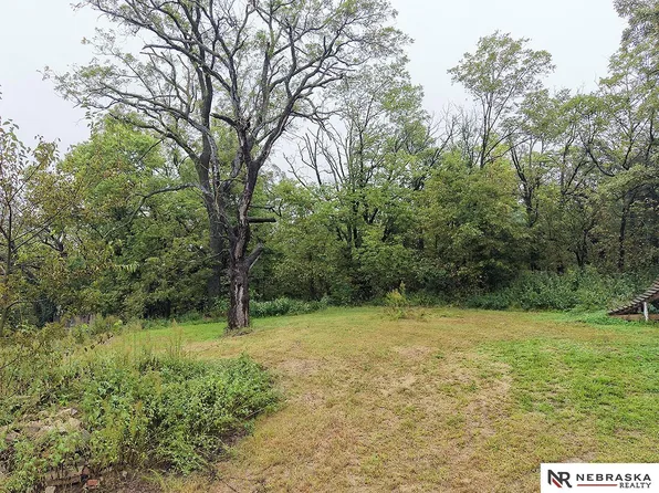 15309 Hill Dr, Louisville, NE 68037