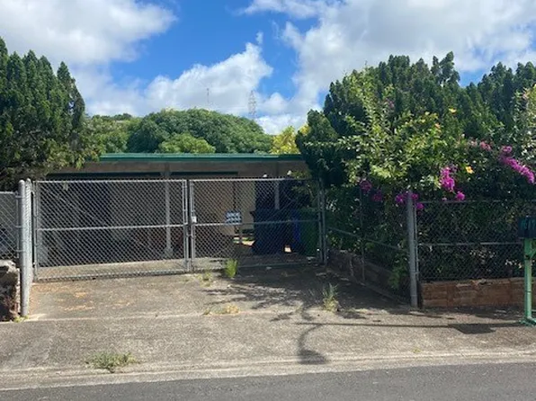 1617 Hoohiamoe St, Pearl City, HI 96782