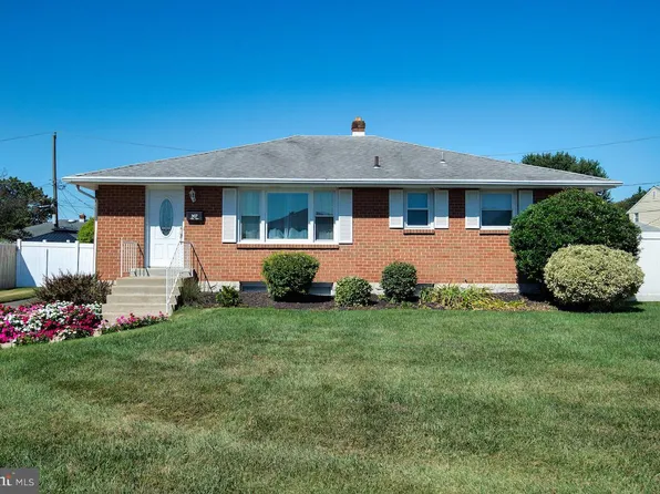 307 Hawke Dr, Wilmington, DE 19804