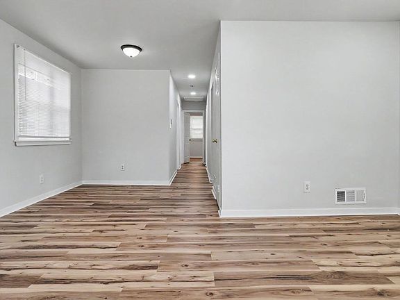 3rd image of 2215 Afton St