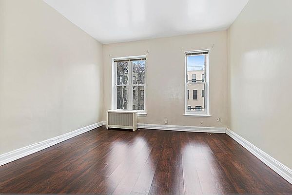1st image of 155 W 120th St APT 4