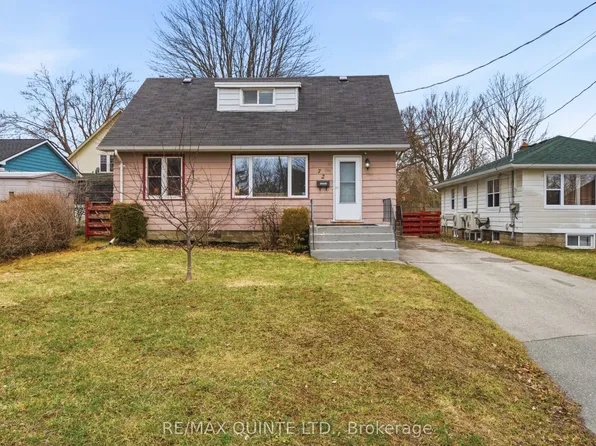 72 Campbell St, Quinte West, ON K8V 3A1