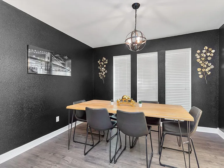 902 Golden Bear Ln — Photo 8