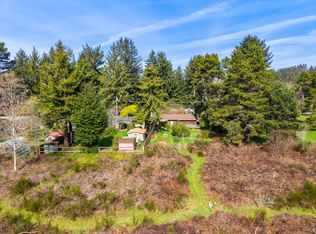 1896 Blake Rd, McKinleyville, CA 95519