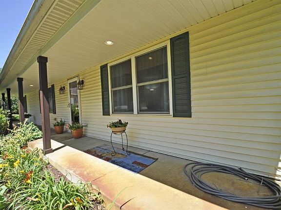 3rd image of 21809 Wild Rose Ct
