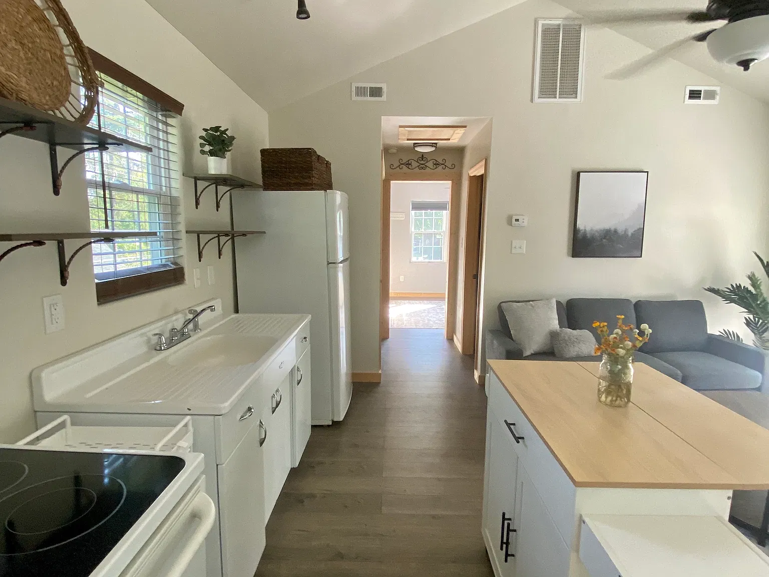 10510 Cadosia Rd — Photo 4