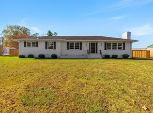 223 Farrs Bridge Rd, Greenville, SC 29617