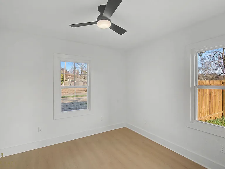 3916 Ella St — Photo 18